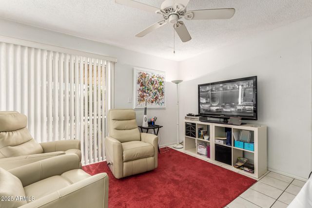 4627 W LANE Avenue, Glendale, AZ 85301