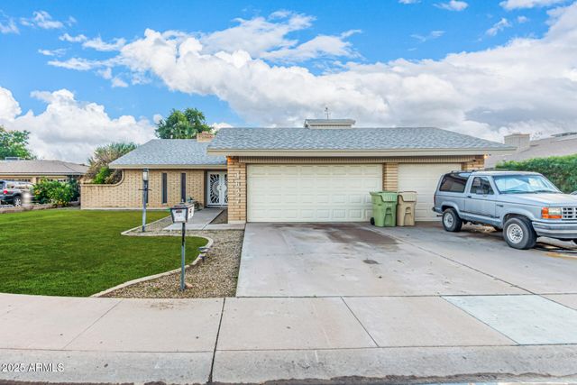 4627 W LANE Avenue, Glendale, AZ 85301