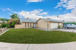 4627 W LANE Avenue, Glendale, AZ 85301