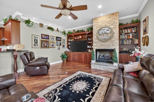 7 Alhaja Way, Hot Springs Village, AR 71909