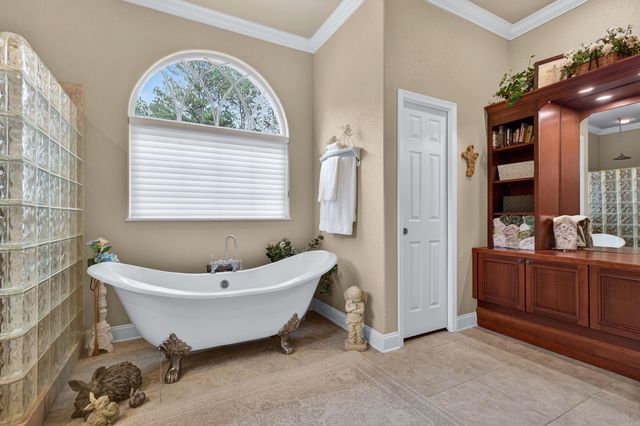 7 Alhaja Way, Hot Springs Village, AR 71909