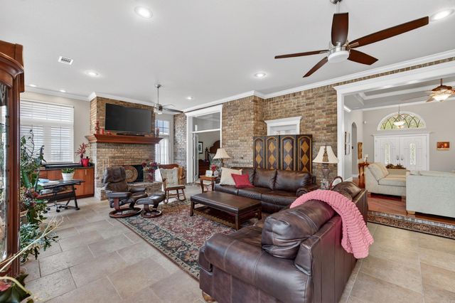7 Alhaja Way, Hot Springs Village, AR 71909