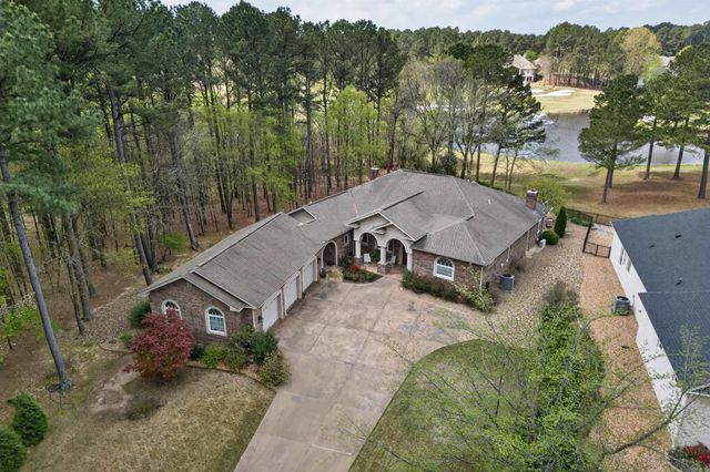 7 Alhaja Way, Hot Springs Village, AR 71909