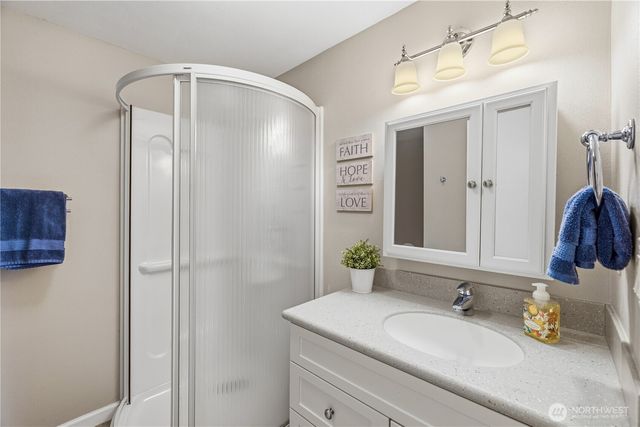 13635 SE 43rd Street, Bellevue, WA 98006