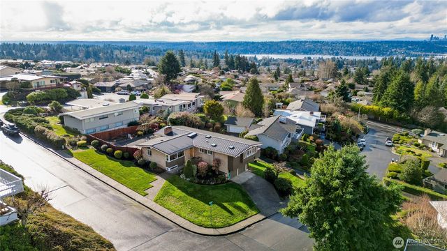13635 SE 43rd Street, Bellevue, WA 98006