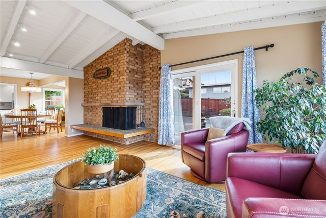 13635 SE 43rd Street, Bellevue, WA 98006