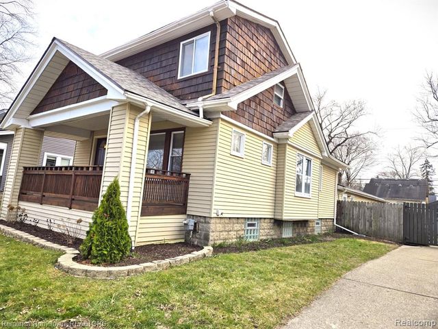 571 W Saratoga Street, Ferndale, MI 48220