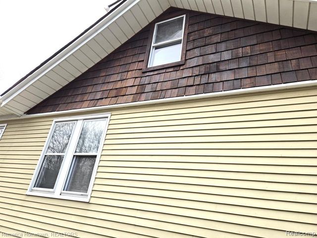 571 W Saratoga Street, Ferndale, MI 48220