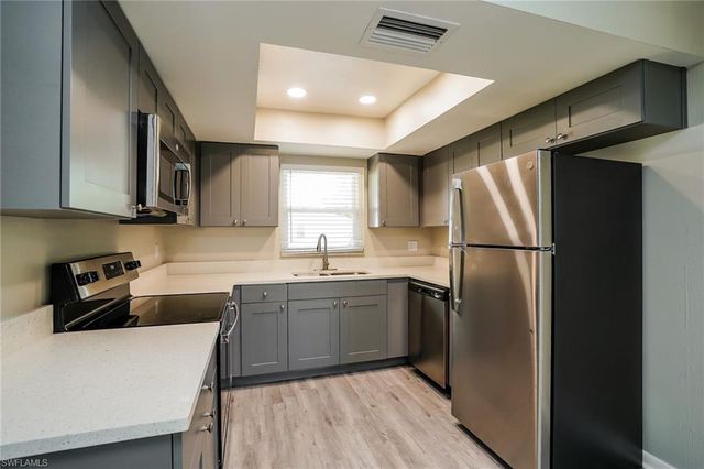 1411 SE 17th TER, Cape Coral, FL 33990