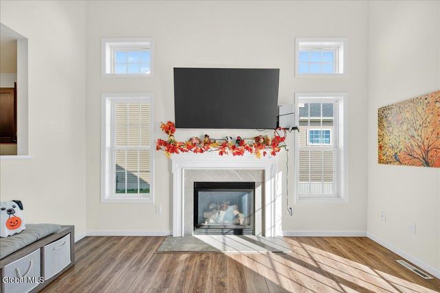 16 Chip Shot Way, Halfmoon, NY 12118