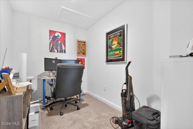 16 Chip Shot Way, Halfmoon, NY 12118