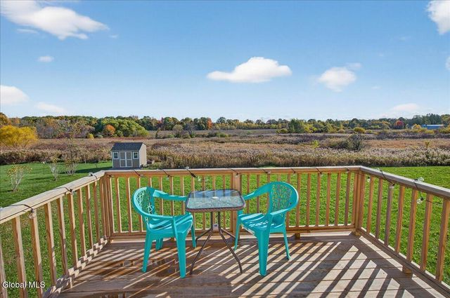 16 Chip Shot Way, Halfmoon, NY 12118