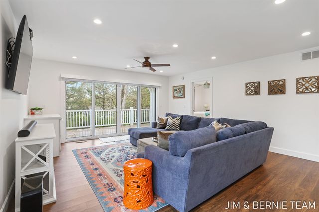 153 Elizabeth Street, Saugatuck City, MI 49453
