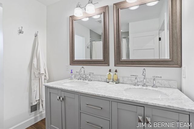 153 Elizabeth Street, Saugatuck City, MI 49453