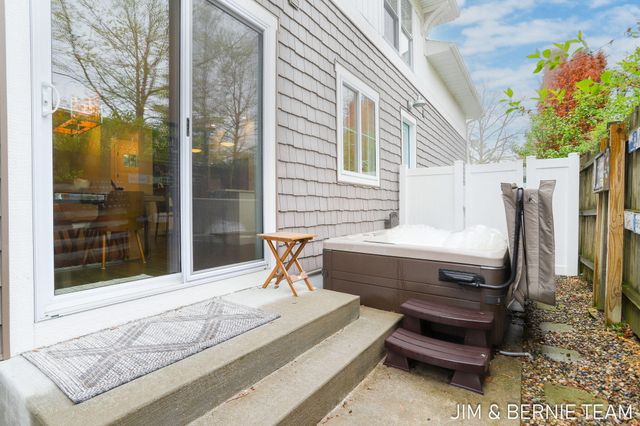 153 Elizabeth Street, Saugatuck City, MI 49453
