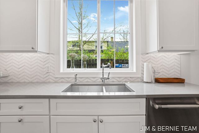 153 Elizabeth Street, Saugatuck City, MI 49453