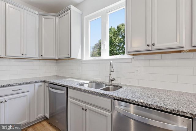60 LEGACY LN, Fredericksburg, VA 22406