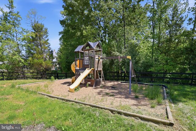 60 LEGACY LN, Fredericksburg, VA 22406