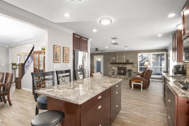 5443 Appleblossom Lane, Friendswood, TX 77546