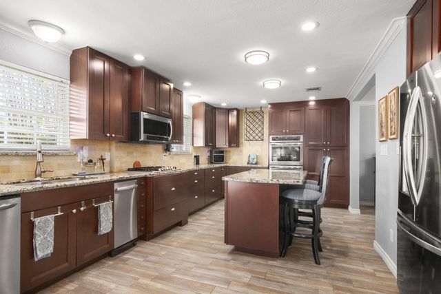 5443 Appleblossom Lane, Friendswood, TX 77546