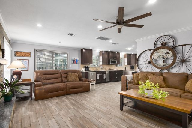 5443 Appleblossom Lane, Friendswood, TX 77546