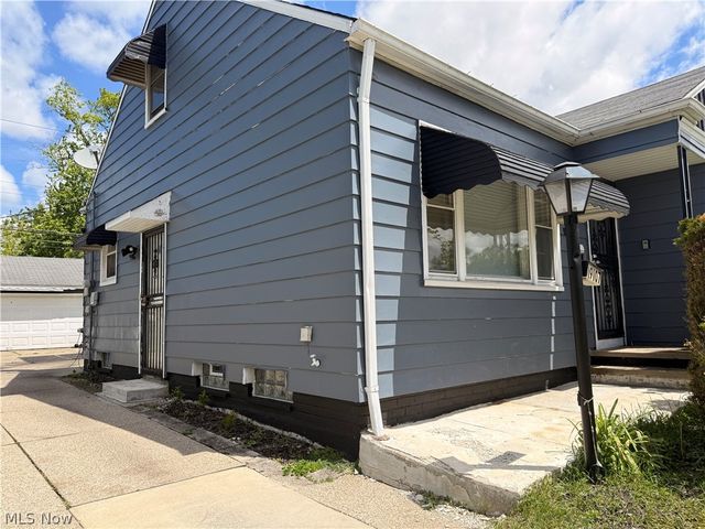 19107 Longview Avenue, Maple Heights, OH 44137
