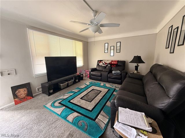 19107 Longview Avenue, Maple Heights, OH 44137