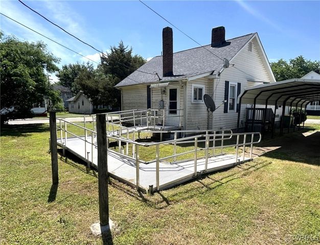 400 Allen Ave, Hopewell, VA 23860