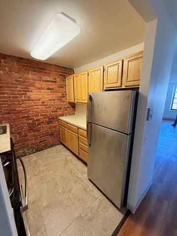 66 Westland Avenue 205, Boston, MA 02115