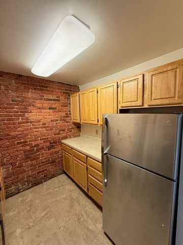 66 Westland Avenue 205, Boston, MA 02115