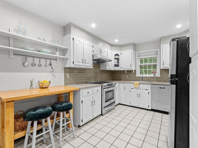 1 Longmeadow Road, Westborough, MA 01581