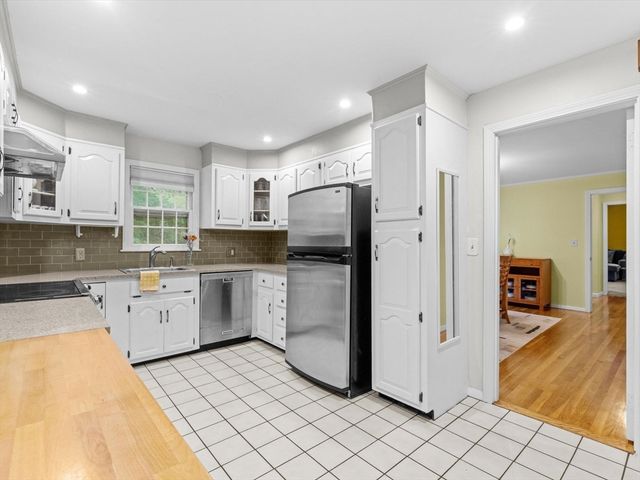 1 Longmeadow Road, Westborough, MA 01581