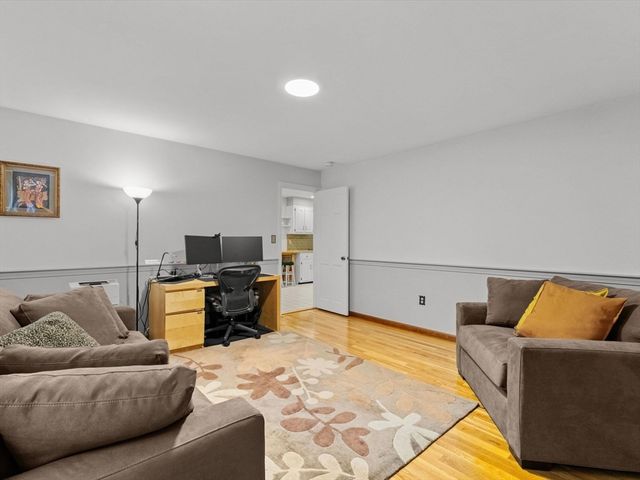 1 Longmeadow Road, Westborough, MA 01581