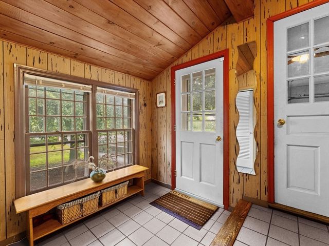 1 Longmeadow Road, Westborough, MA 01581