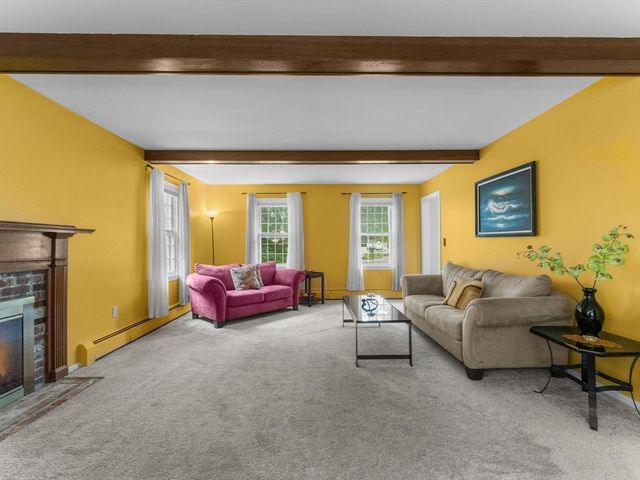 1 Longmeadow Road, Westborough, MA 01581