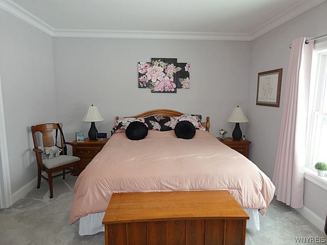 6385 Boston State Road 26, Hamburg, NY 14075