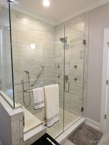 6385 Boston State Road 26, Hamburg, NY 14075