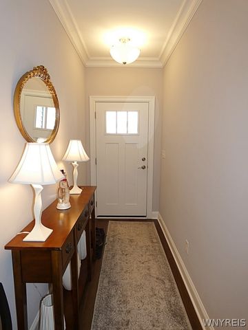 6385 Boston State Road 26, Hamburg, NY 14075