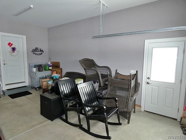 6385 Boston State Road 26, Hamburg, NY 14075