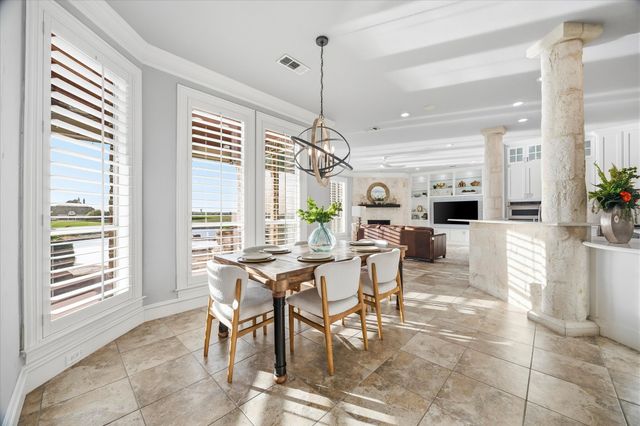 1572 Rabbit Ridge Road, Heath, TX 75032