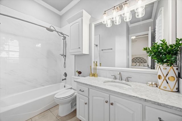 1572 Rabbit Ridge Road, Heath, TX 75032