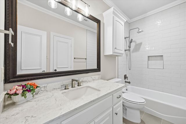 1572 Rabbit Ridge Road, Heath, TX 75032