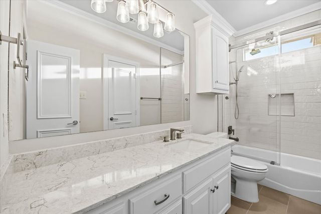 1572 Rabbit Ridge Road, Heath, TX 75032