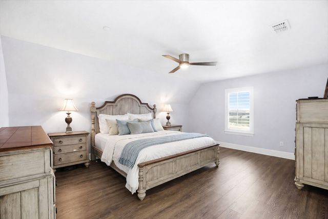 1572 Rabbit Ridge Road, Heath, TX 75032