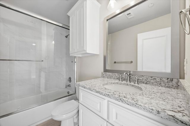 1572 Rabbit Ridge Road, Heath, TX 75032