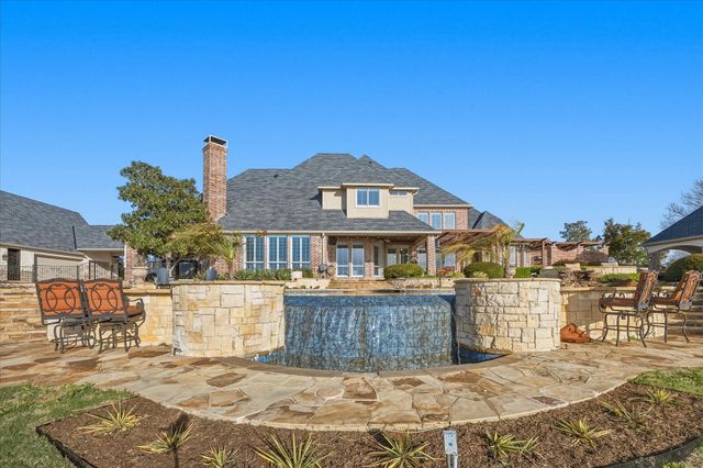 1572 Rabbit Ridge Road, Heath, TX 75032