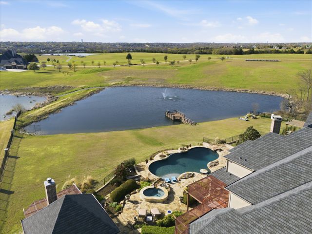 1572 Rabbit Ridge Road, Heath, TX 75032