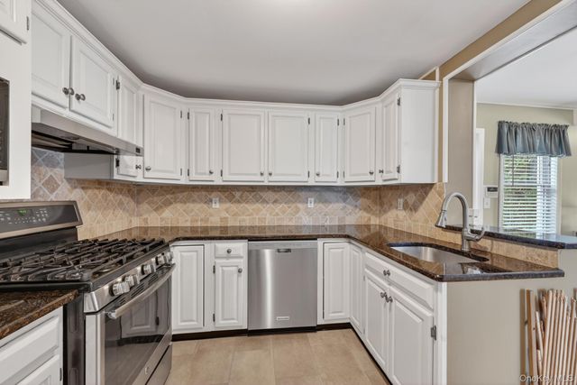 1 Pommel Drive, Newburgh, NY 12550