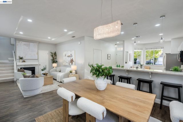 25528 Conley Downs Dr, Castro Valley, CA 94552