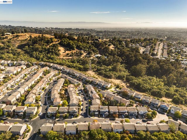 25528 Conley Downs Dr, Castro Valley, CA 94552